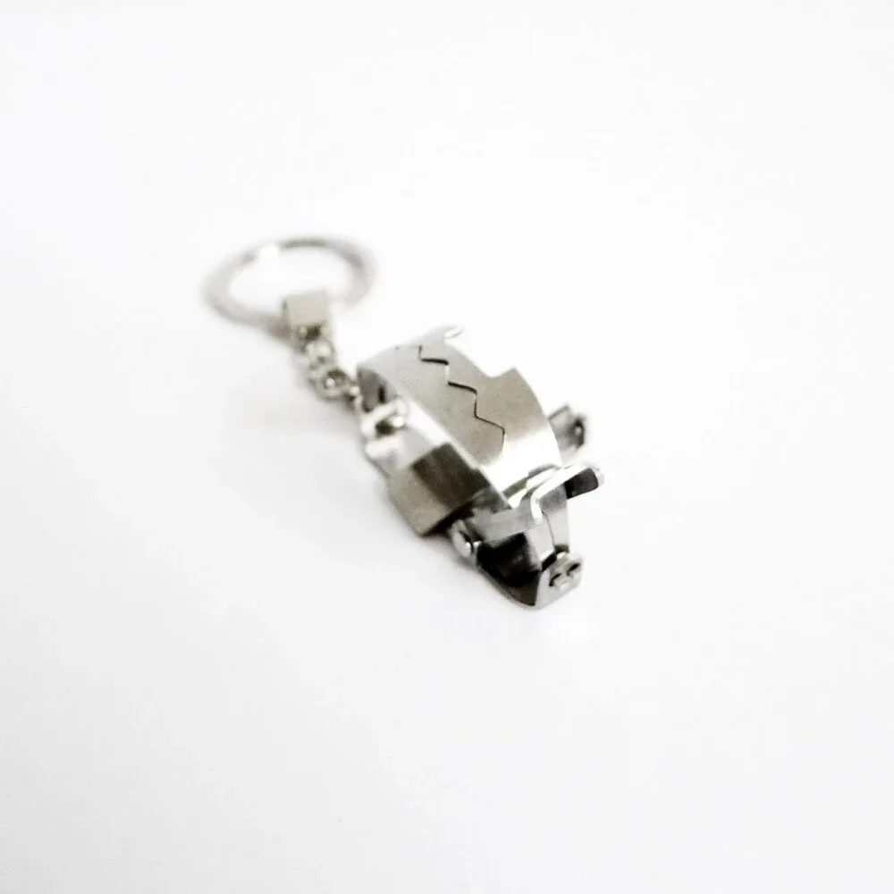 NEW MINI BEAR TRAP Stainless Steel Novelty Keychain